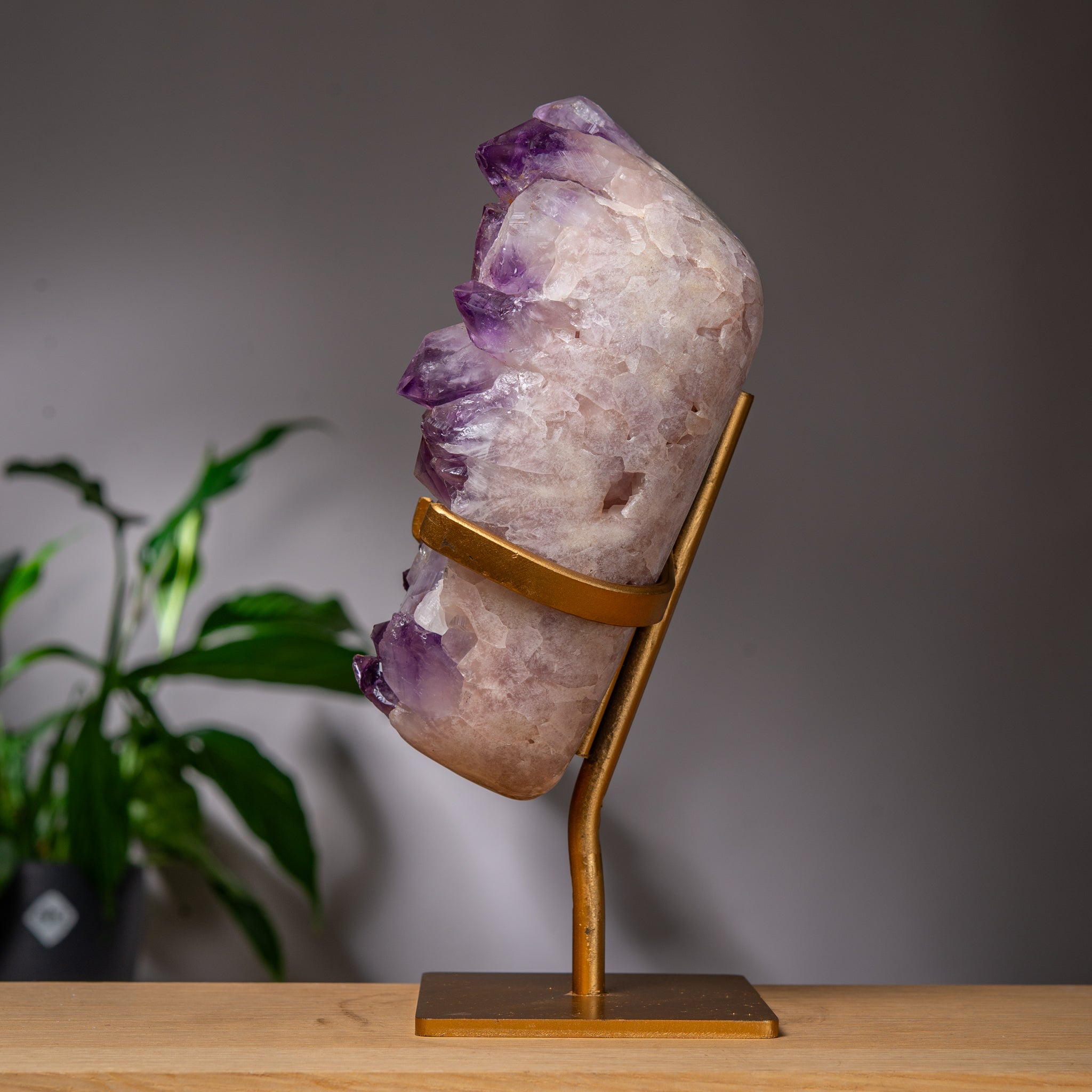 Full purple - Pink Amethyst Free form on golden stand