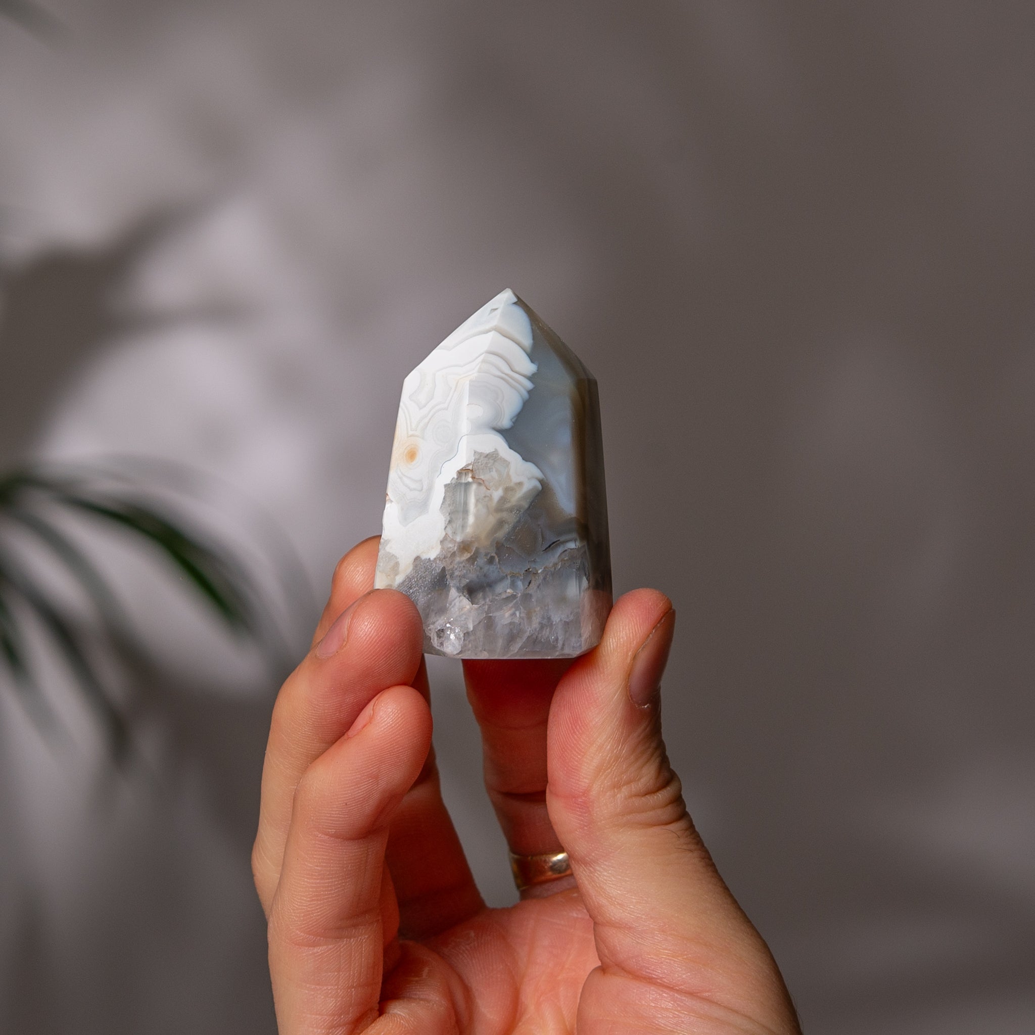 Mini Agate Tower – Blue Grey Banded Pattern – Brazil