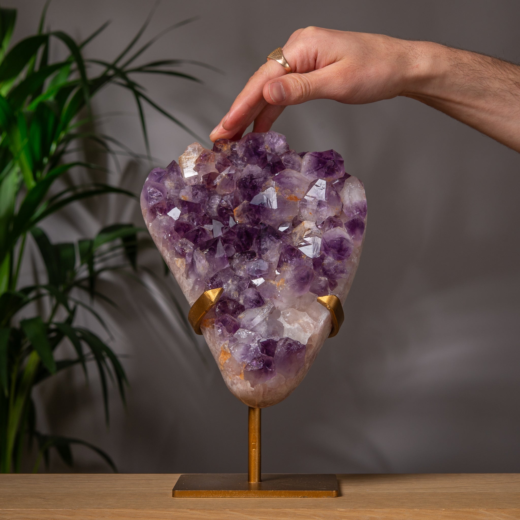Full purple - Pink Amethyst Free form on golden stand