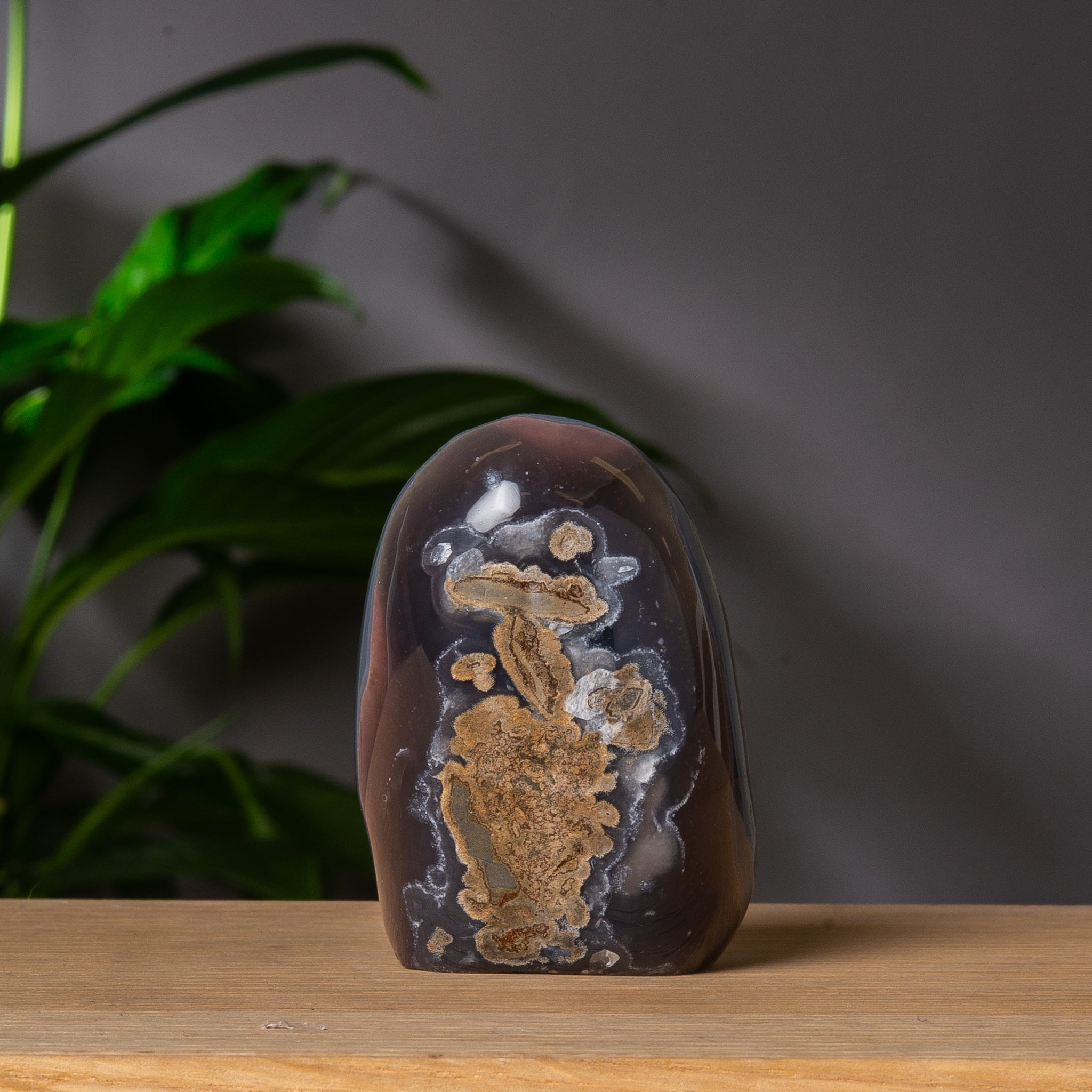 Green toned agate Cutbase with druzy