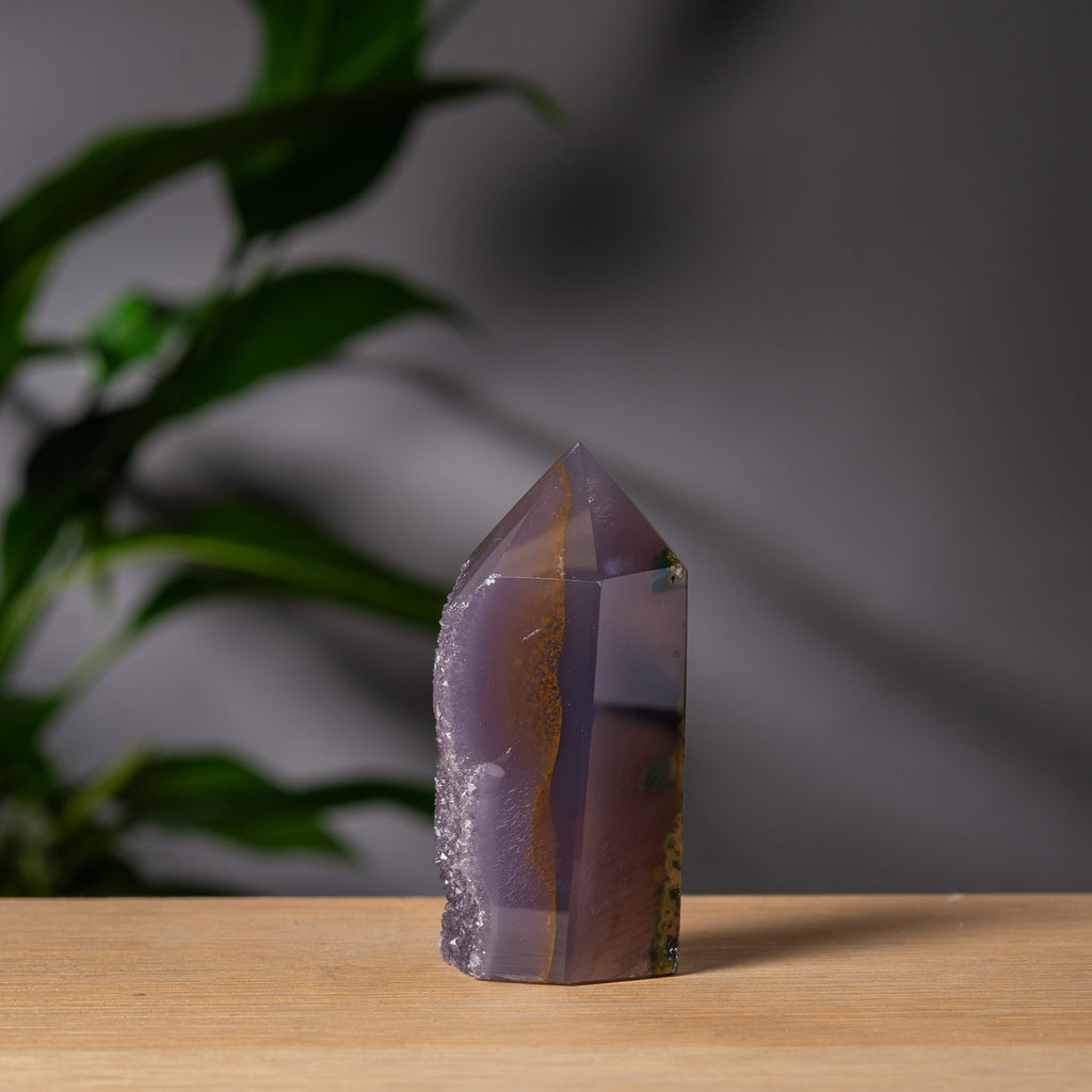 Mjukt lila Agate Druzy Tower