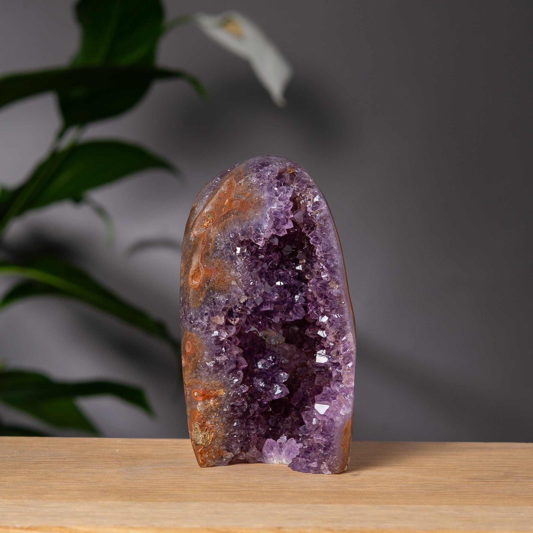 Amethyst free form with brown jasper